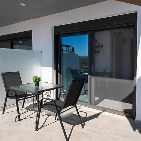 Angelica's And Irene's Design Swimming Pool * Nikiana