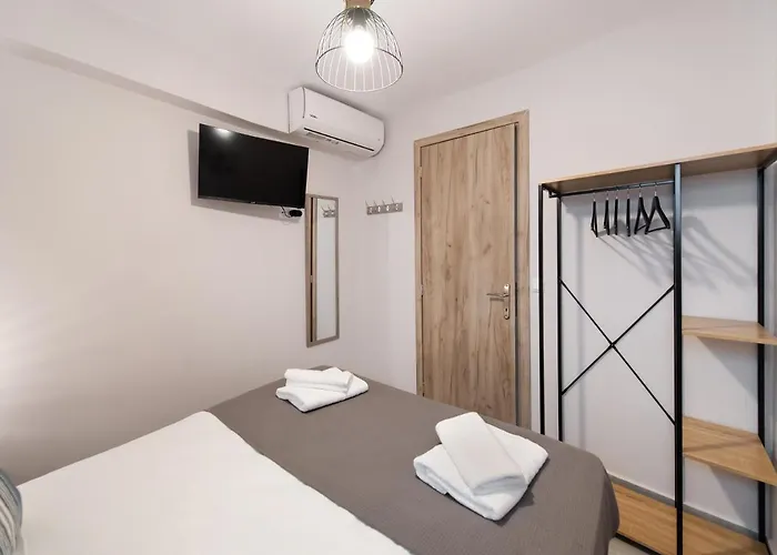 Irene'S Design Apartment Swimming Pool