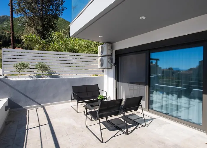 Irene'S Design Apartment Swimming Pool *